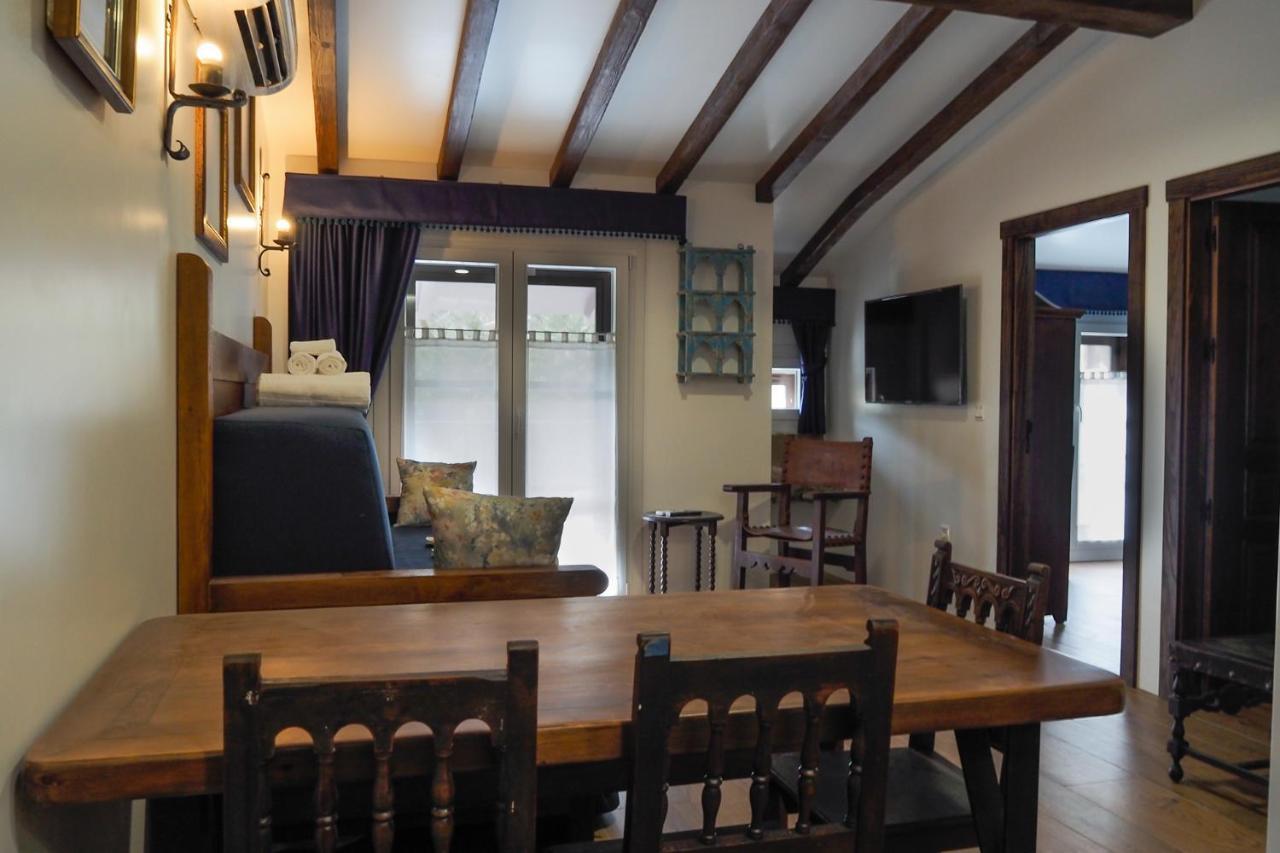 Posada Y Apartamentos Trebuesto De Guriezo Buitenkant foto
