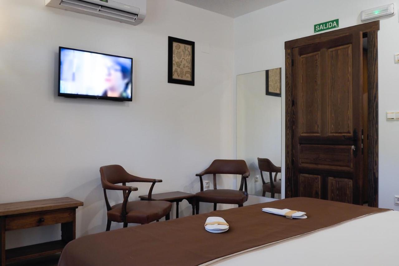 Posada Y Apartamentos Trebuesto De Guriezo Buitenkant foto