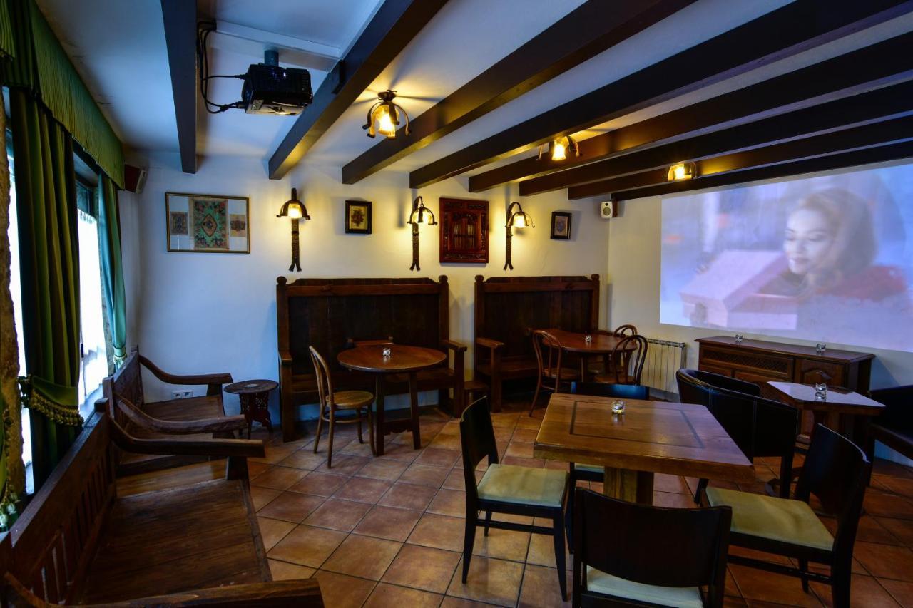 Posada Y Apartamentos Trebuesto De Guriezo Buitenkant foto